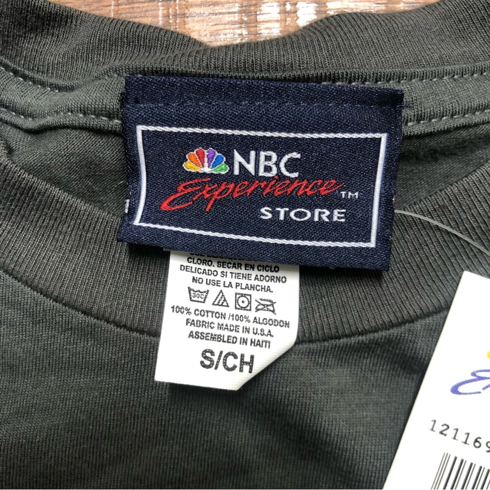 NWT NEW Vintage The Office NBC Experience Store NYC New York City Small T Shirt - Picture 4 of 10